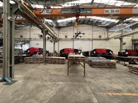 โรงงานตัดเลเซอร์รองรับงานด่วน