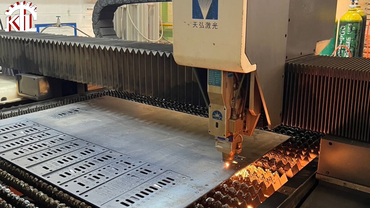 ตัดเหล็กตามแบบด่วนใกล้ฉัน ตัดเหล็กตามแบบด่วนใกล้ฉัน